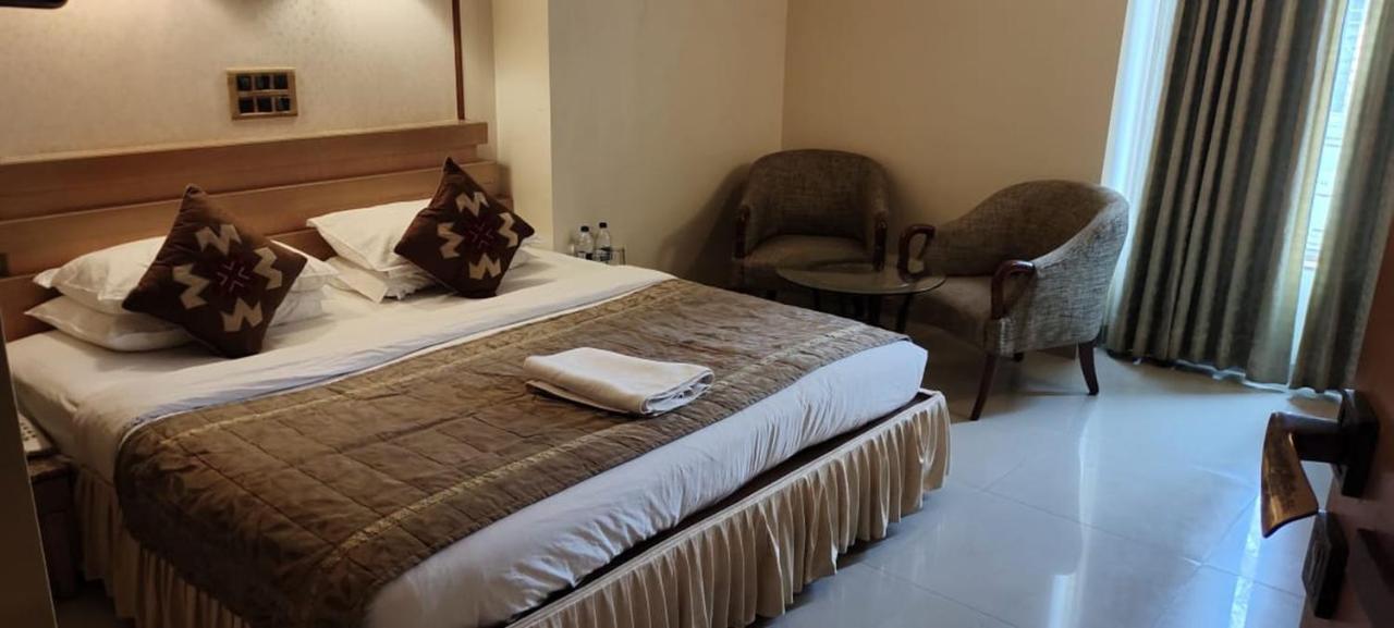 Hotel Deccan Royaale, Shivajinagar Pune Exterior photo
